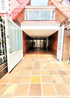 Spacious house near Zona T and Parque de la 93 - 2