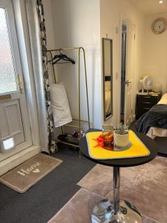 Self-Contained Studio with Ensuite & Private Access - 3