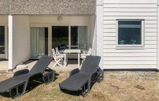 1 Bedroom Amazing Apartment In Nexø - 8