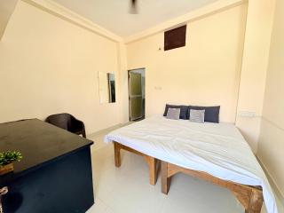 Hotel 5 Star Yatri Vishram Dormitory And Rooms - 9