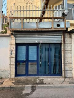 City Center Apartment In Tirana - 8