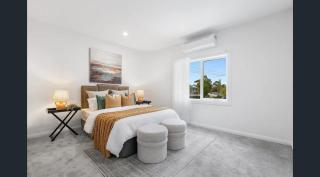 Stylish, Renovated Family Home in Box Hill North - 6