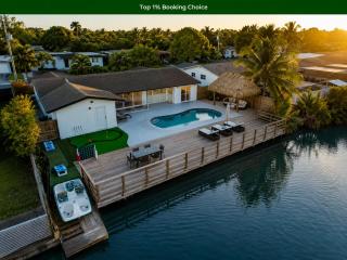 Waterfront Villa - 5 min Aventura - Cool Amenities - Miami - 0