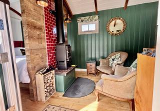 Melbury Hut - 2