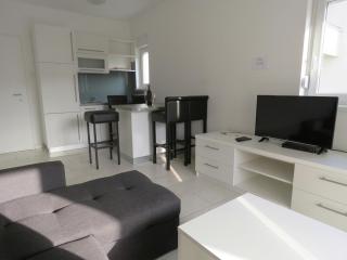 Apartments Melania - Novalja - 3