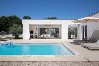 VillaS with heated pool - 0