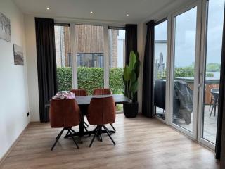 Vakantiepark Aan de Maas - Waterzicht Wellness - 4