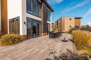 Aan de Maas - Maas Villa Havenzicht 10p - 9