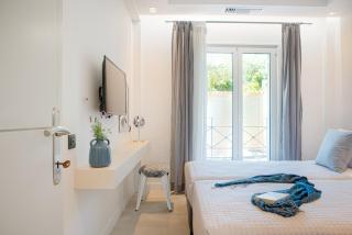 Dimi Brou's Apartment 2 by CorfuEscapes - 6