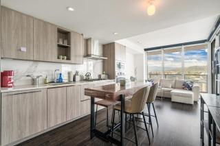 Bright and Cozy 1BR- Steps to Lougheed SkyTrain - 5