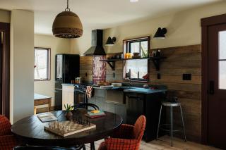 New Paltz Way Hotel - 9