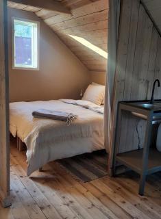 Spacious loft with wood-burning stove, quiet and rural location - 9