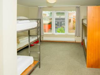 Loft - HI Eco Hostel - 5