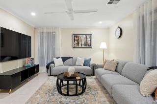Luxury 5BR in Merriwa by Beyond Stay - 9