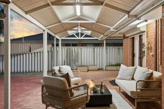Luxury 5BR in Merriwa by Beyond Stay - 7