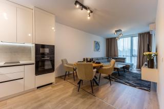 Azur Panorama 1BR w/ Garage | 5 Min Walk to Beach - 4