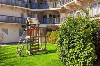 BERGNEST - Terrace & Private Garden by AlpenLuxus Collection - 9