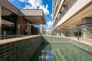 Apts in a Building with Pool and Gym - GRL - 8