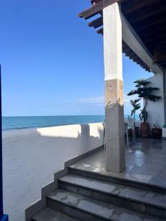 Maison de charme pieds dans leau vue mer accès privée plage - 3