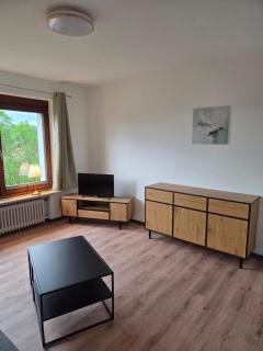 Ferienwohnung mit Balkon und Stadtnähe - 0