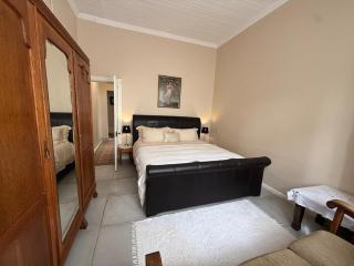 Heritage Cape Dutch charm close to beach - 9