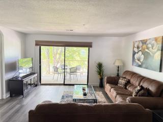 Walk In | Central Location | 2 Pools & Hot Tub | FREE TICKETS INCLUDED - FHE-14 - 4