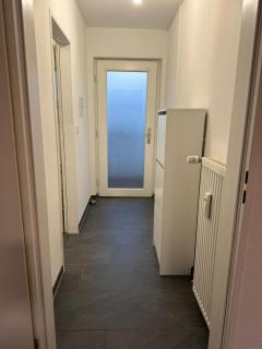 Modern & Zentral in Lev, schnell in Köln DDorf, schnelles WIFI, Netflix - 3