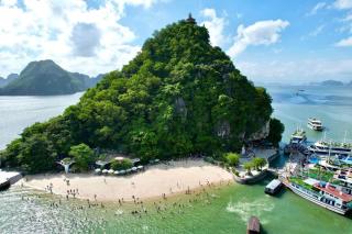 Aurora Cruise 5 Star Ha Long Bay - 3