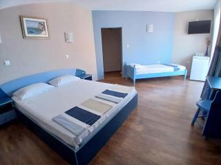 Zenith Guest House - 3