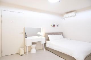 #2 Jeonpo Station House 4BR, 2BA Sleeps 16 - 9