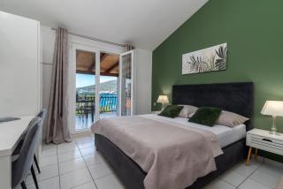 Apartments Villa Mirella 20 m from the sea - free parking - 5