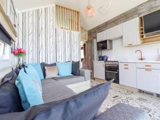 Posh Pod - 7