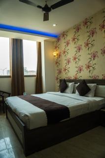 Hotel Amour Chandigarh Zirakpur - 7