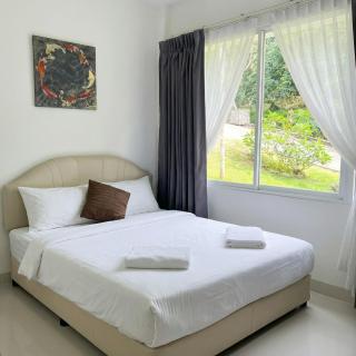 Kamala Hills 3BR Poolside Loft with Access to 3 Pools - 1