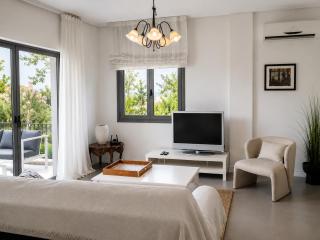 Pleasant Cosy House with sea view - 3
