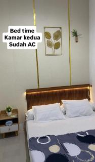 Homestay Ndalem Solo - 0
