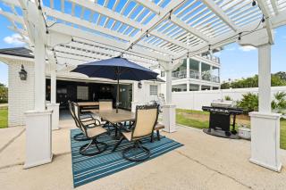Destin Beach House | Pool+Game Room | Walk 2 Beach - 3