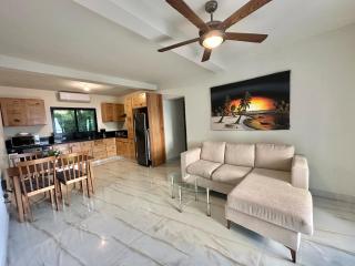 Cana Life Breeze Los Corales Beach Residences A5 - 5