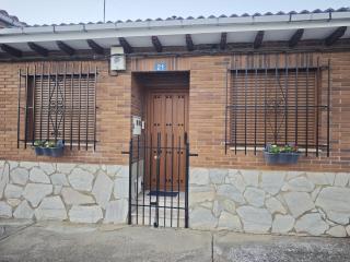 Mansilla Petit Inn - 1