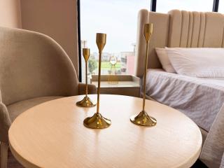 1BR Glass Dome 10 Min To Lhr Airport Kitchen - 5