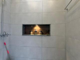 1BR Glass Dome 10 Min To Lhr Airport Kitchen - 4