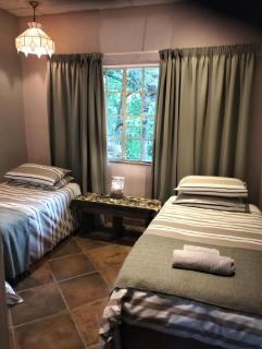 Tucked-Away 1&2 Bedroom Houses - 8