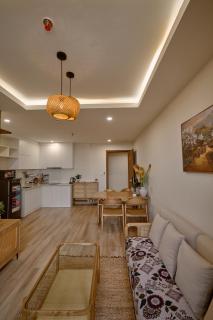 Komori House - Spacious Apartment with Kitchen & In-Unit Laundry - 3