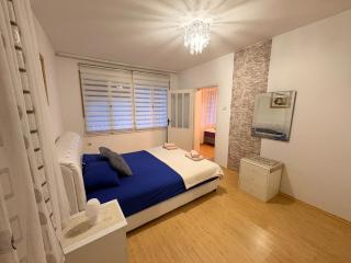 Apartamani Evelin - 1