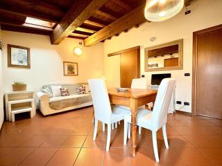 Rooftop Retreat 2 - 9