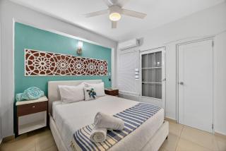 Condado Lagoon Renovated Suites - 4