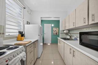 Condado Lagoon Renovated Suites - 2