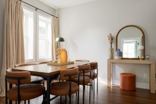 CityLine Group Stay | Near NYC | Private Parking - 8