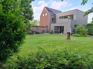 Guest house Tomorrowland - 8