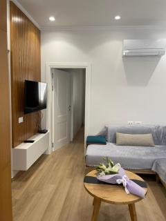 City Center Apartment Kafe Flora - 6